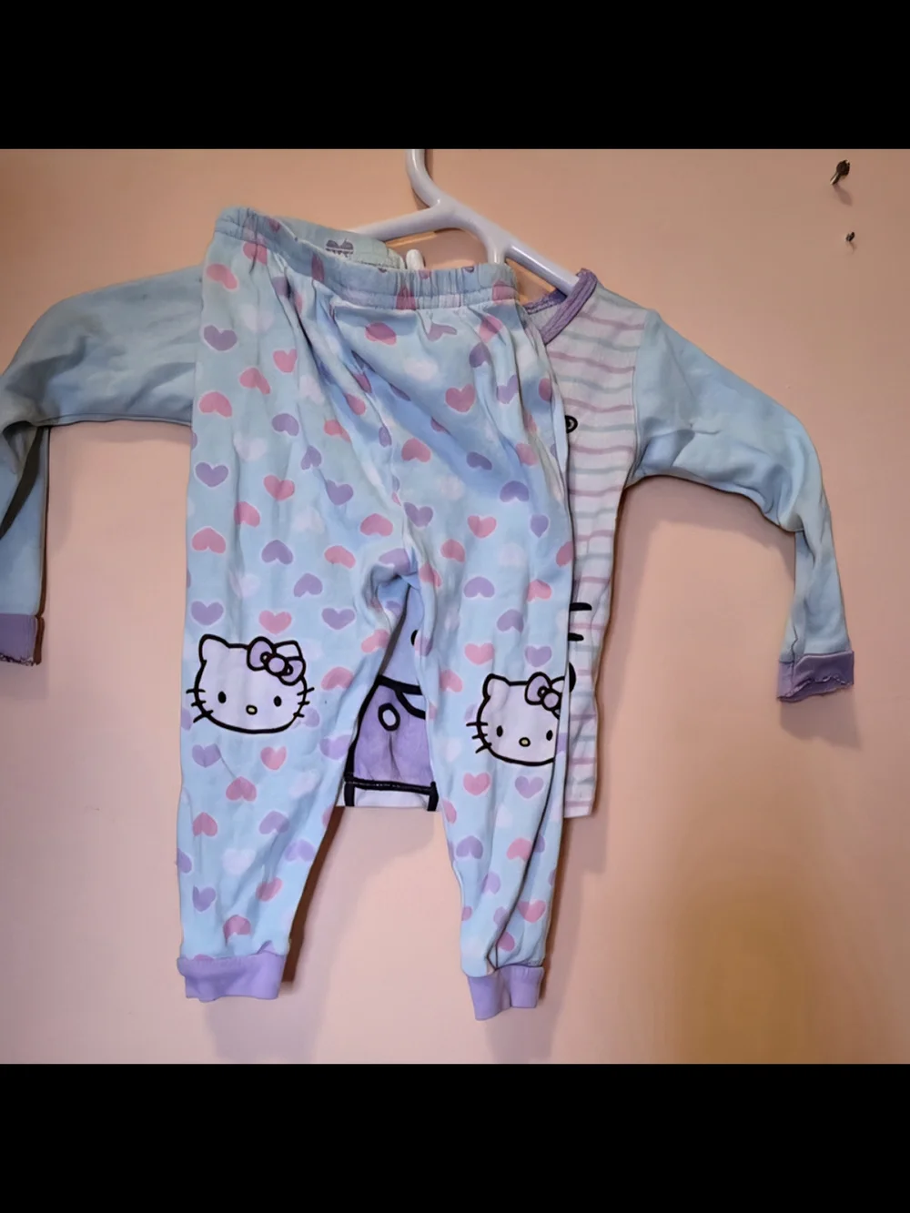 Hello Kitty Girls Size 24 Months Toddler Pajama Set EUC